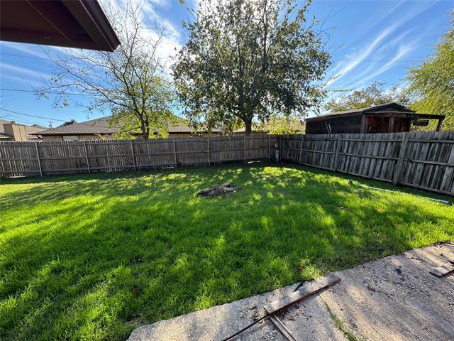 Building Photo - 706 Paintbrush Dr