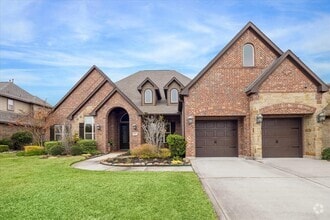 Building Photo - 18511 Arlan Lake Dr
