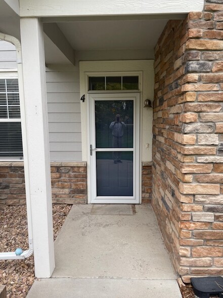 Primary Photo - 3764 Ponderosa Dr