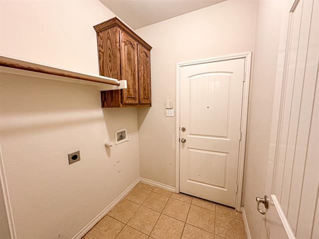 Building Photo - 1715 Nestledown Dr