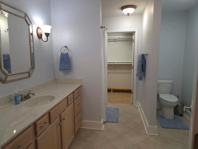 Building Photo - 212 Hice Ave