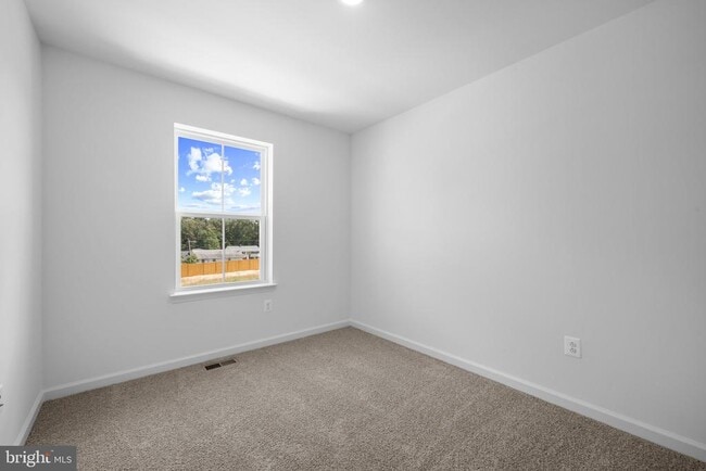 Building Photo - 8263 Longford Rd