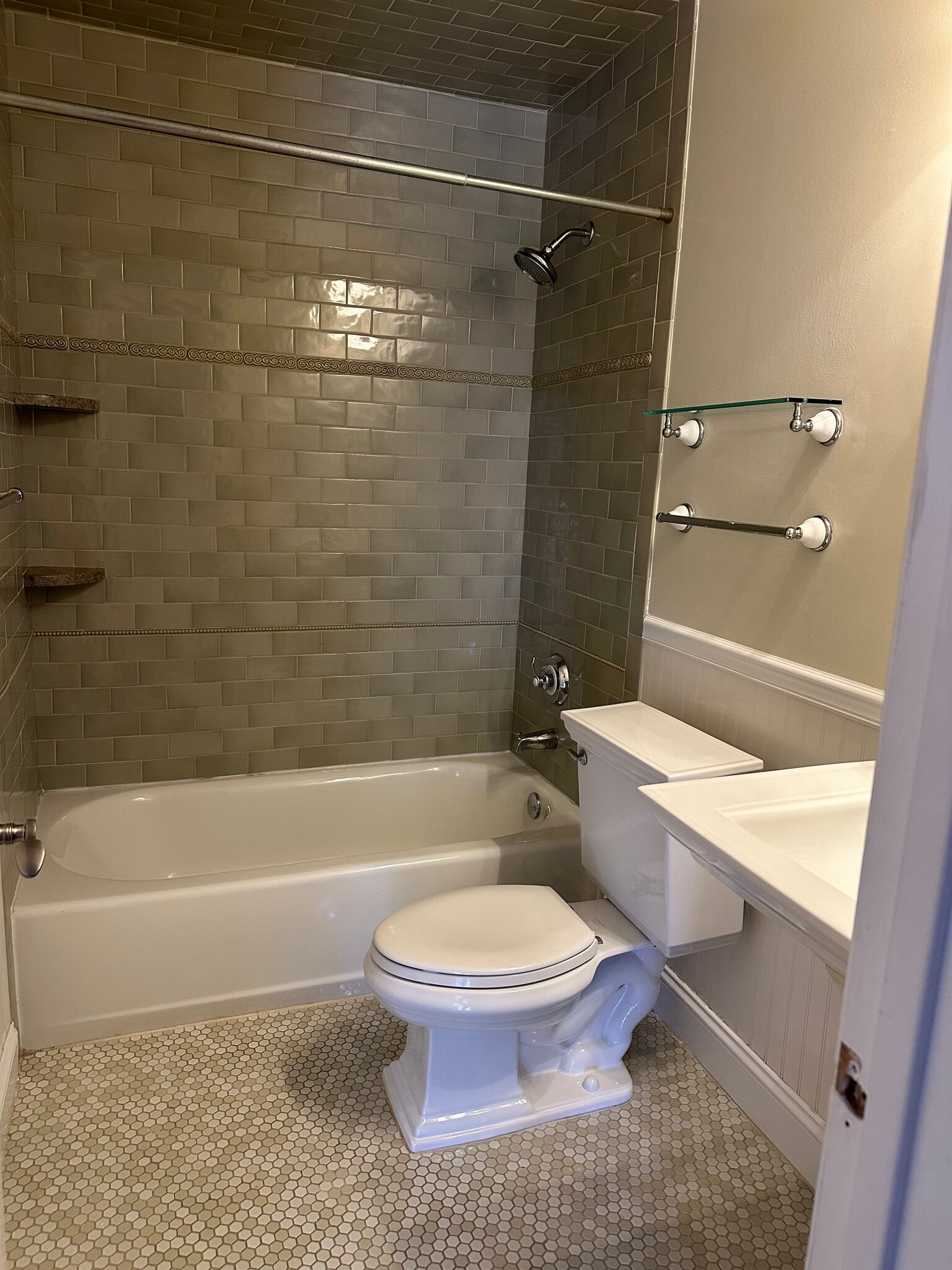 Full Bath #2 - 131 Country Club Dr