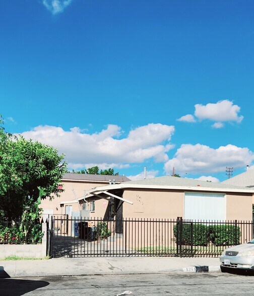 Building Photo - 1241 E 80th St