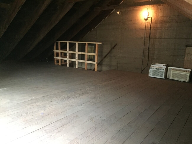 Building Photo - Beautiful 2 bed 1.5 bath home in Macungie