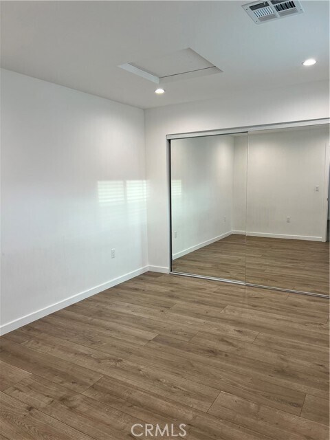 Building Photo - 1298 N Dominion Ave