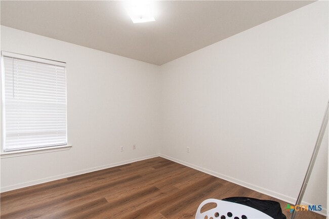 Building Photo - 1606 Yuma Trail