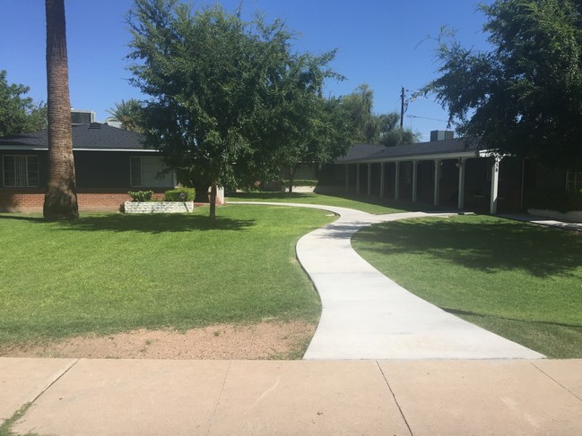 Building Photo - Mariposa Apartments