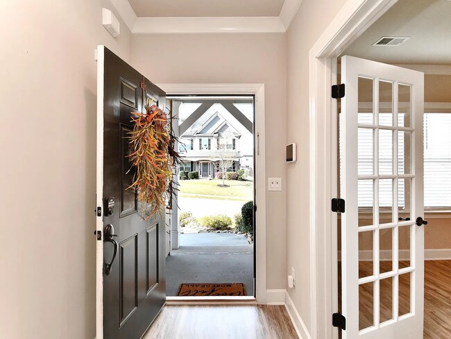 Building Photo - 30 Winged Bourne Ct