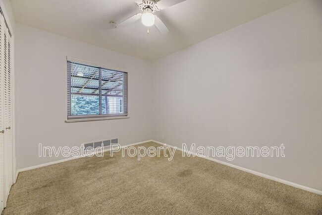 Building Photo - 6045 Marshall Ct