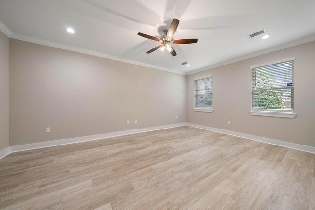 Building Photo - 834 Cannon Ln