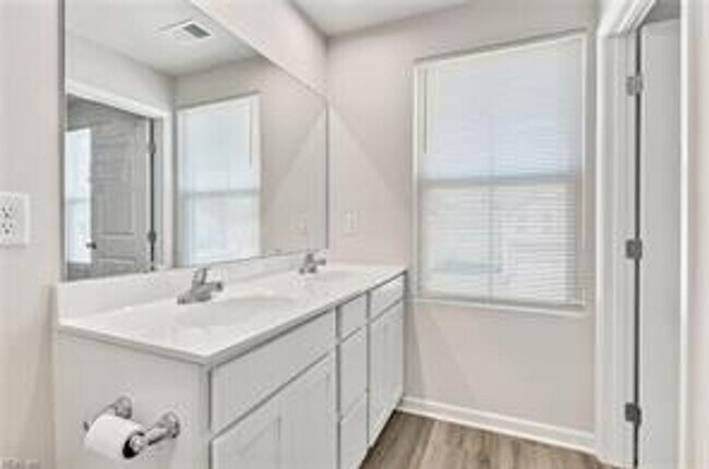 Building Photo - Call Sabrina Thomas at 757-767-0767 for more information