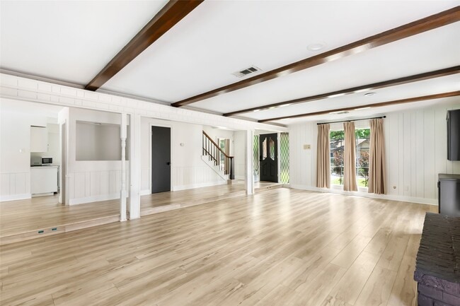 Building Photo - 3602 Ridgeview Dr