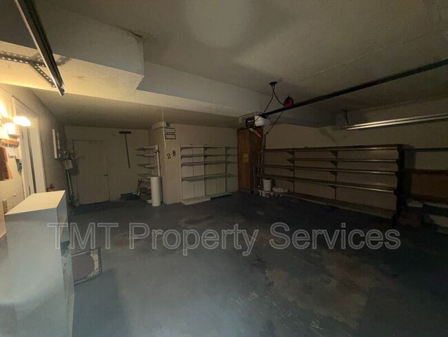 Building Photo - 2 Polvadera Ct