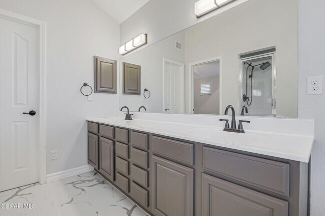 Building Photo - 485 Jeweled Mesa Ct