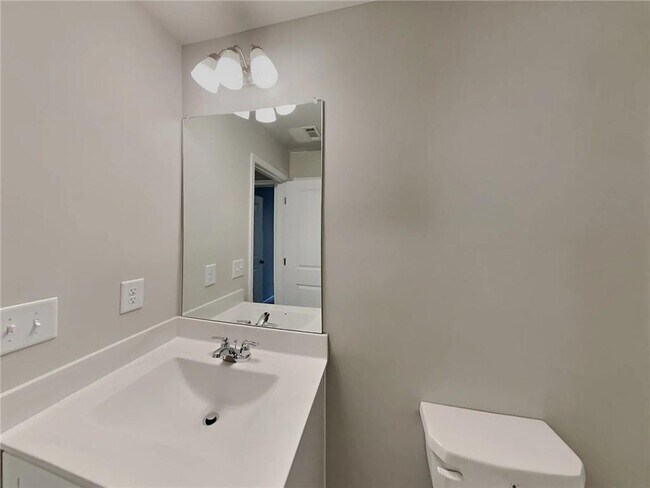 Building Photo - 116 Windflower Wy