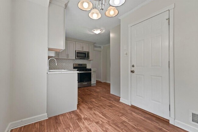 Building Photo - 1492 Tanglewood Way NW