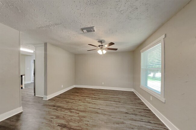 Building Photo - 2142 Musket Ridge Dr