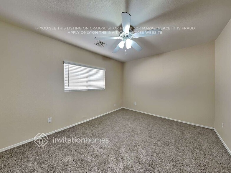 Building Photo - 203 E Valley View Dr