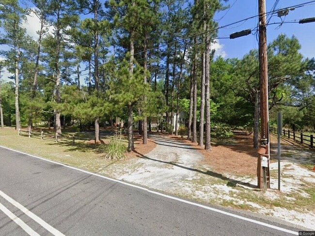 Building Photo - 360 Aiken Rd