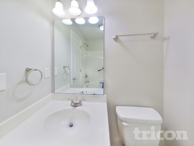 Building Photo - 1027 Alston Hill Dr