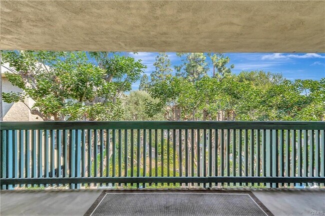 Building Photo - 564 N Bellflower Blvd