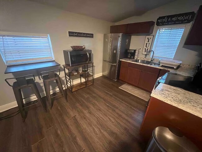 Building Photo - 2991 NW 31st Ave