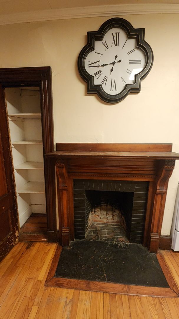 Building Photo - 62 Spring St