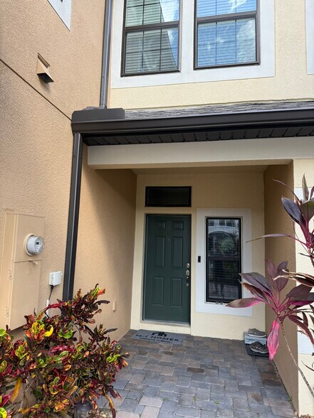 Building Photo - 30086 Southwell Ln