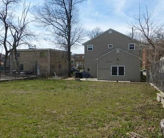Building Photo - 611 57th St NE