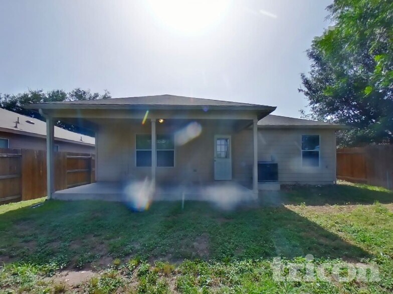 Building Photo - 11651 Luckey Vista