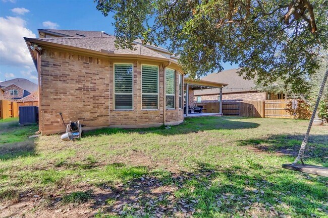Building Photo - 16321 Horse Trap Ln