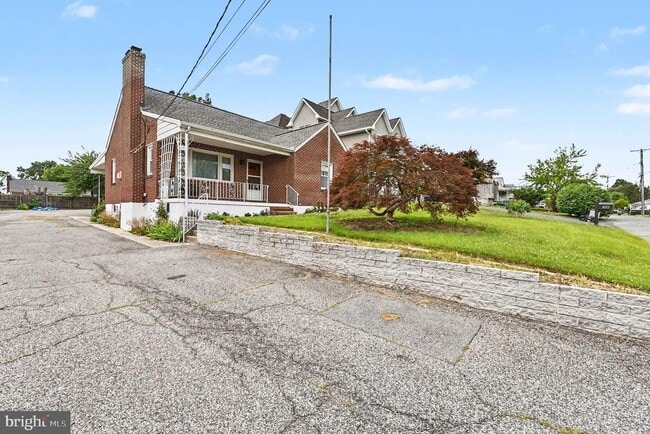 Building Photo - 4125 Cliffvale Rd