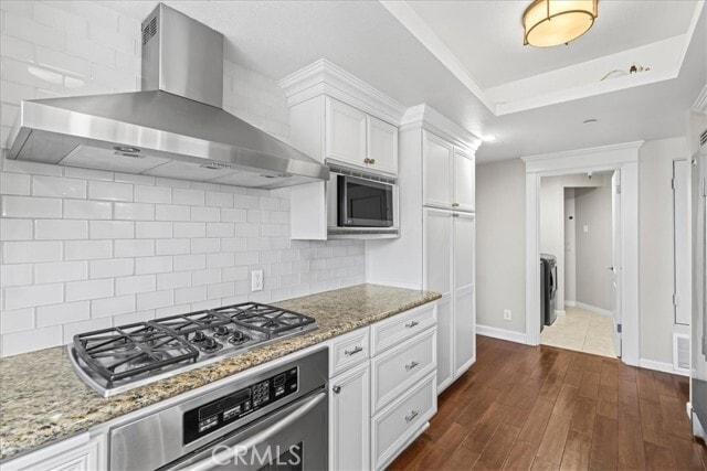 Building Photo - 512 Esplanade