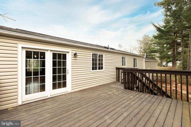 Building Photo - 1126 Riva Ridge Dr