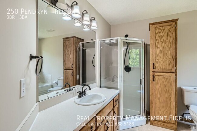 Building Photo - Fantastic 3 Bed, 3 Bath Home in Woodbury. ...