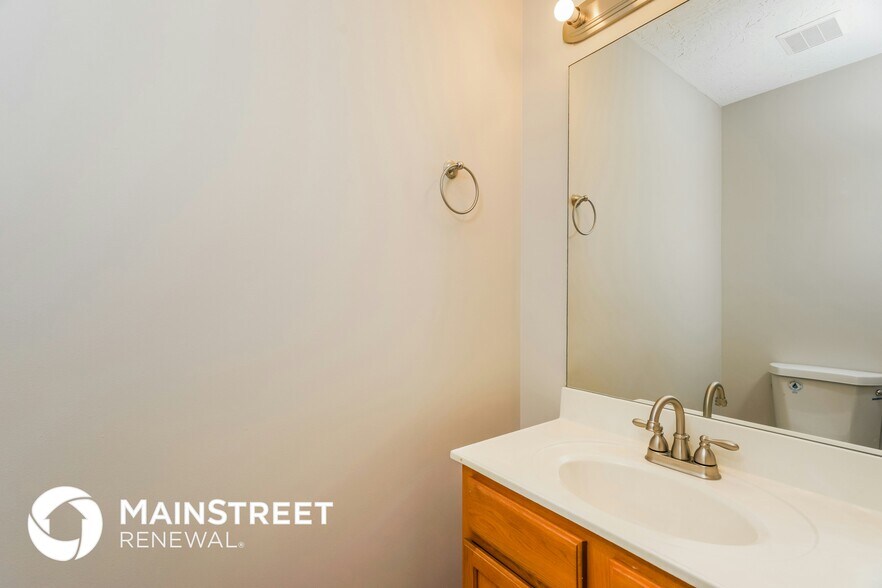 Building Photo - 117 Frederick Rd