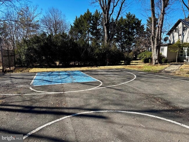 Building Photo - 8122 John Mosby Hwy