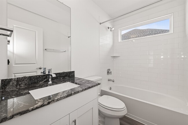 Building Photo - 426 Yellow Dandelion Ln