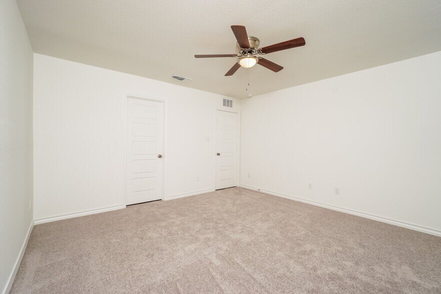 Building Photo - 1652 Viola Ln