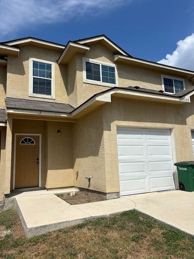 Primary Photo - Spacious 3-Bedroom Townhome – Great Location!