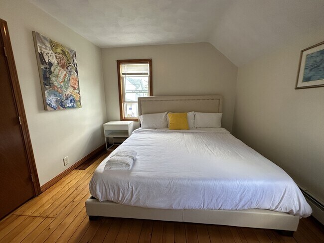 Building Photo - 126 Indiana Ave