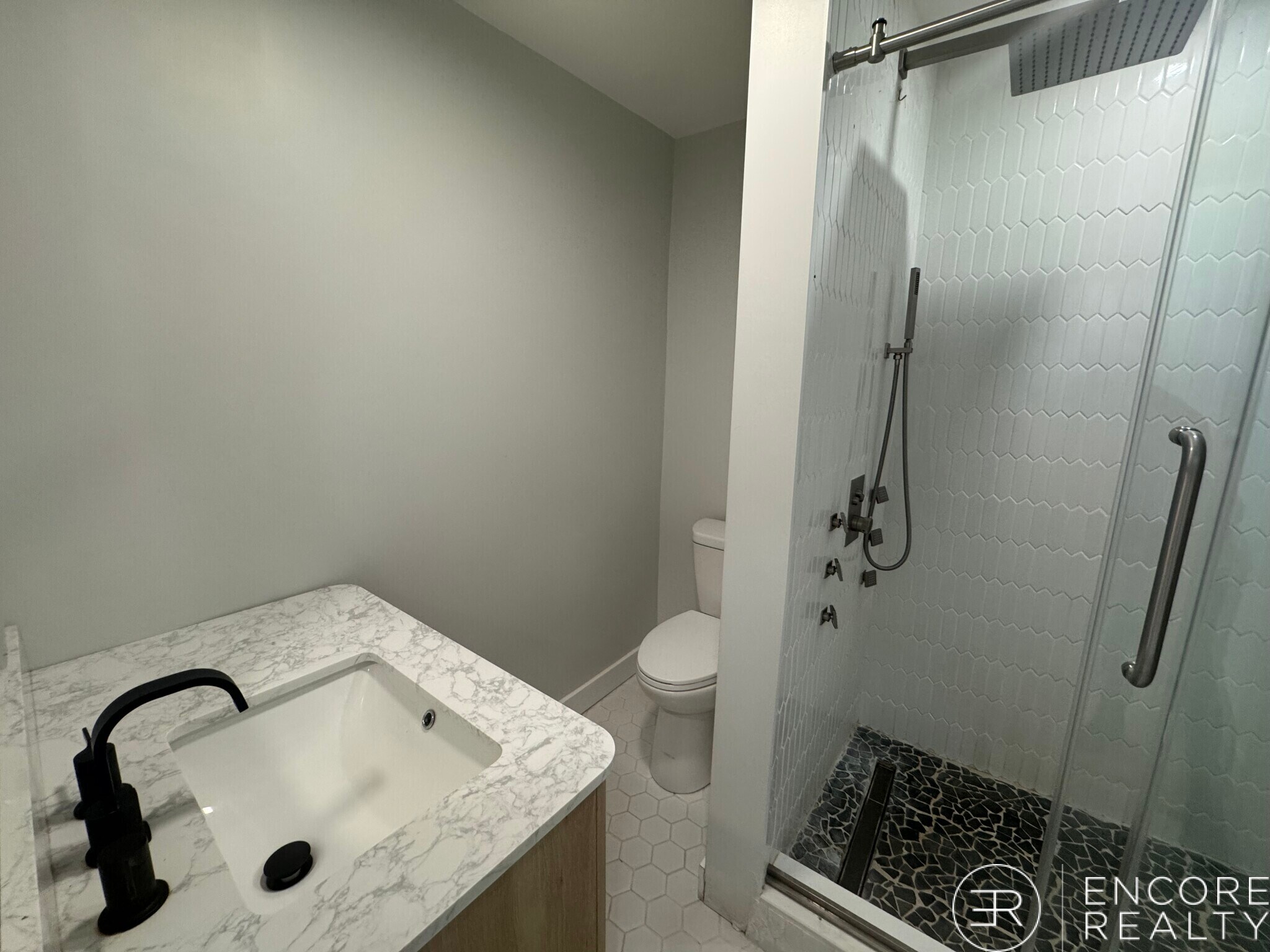 Building Photo - 12 Sewall Ave