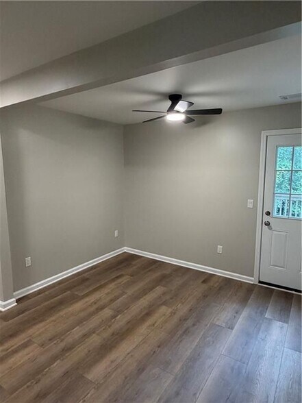 Building Photo - 1286 N Lea Ct SE
