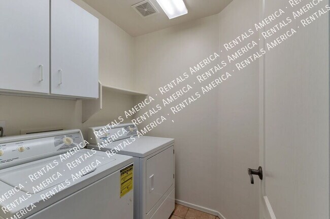 Building Photo - 4003 E Stony Meadow Dr