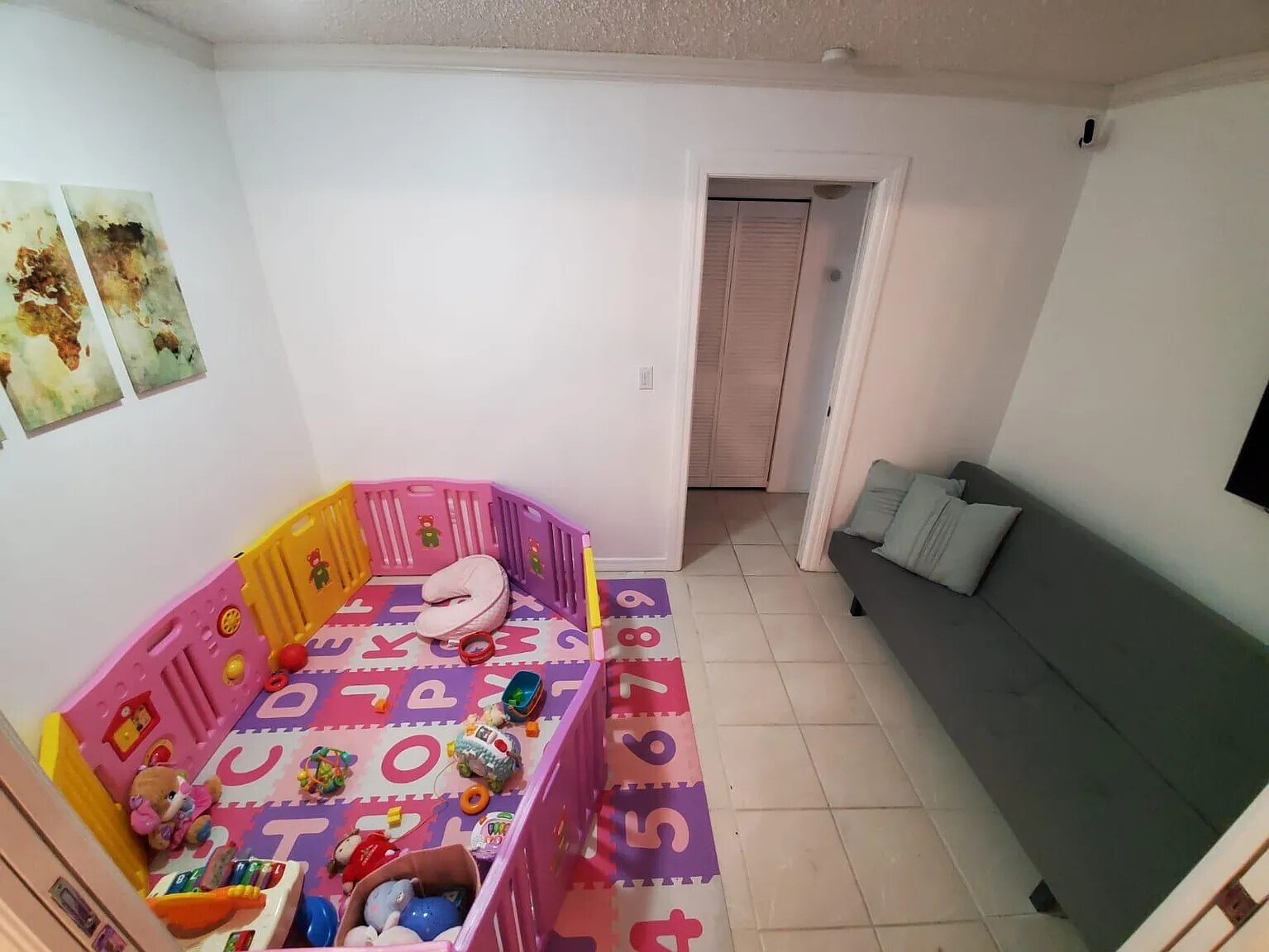 Building Photo - 7732 Camino Real