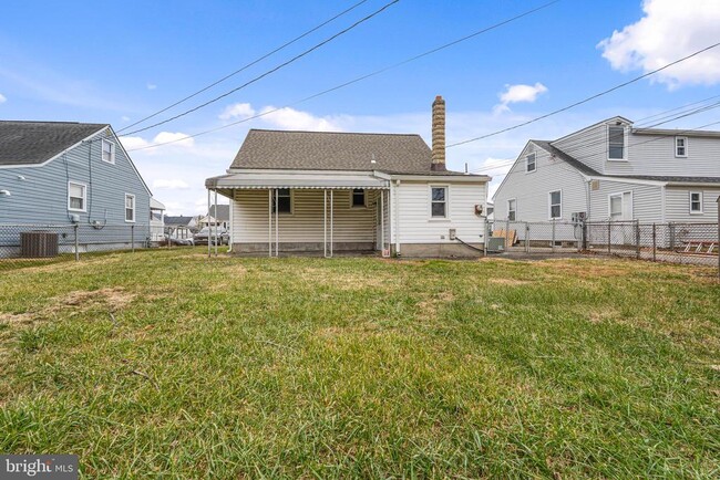 Building Photo - 6820 Bessemer Ave