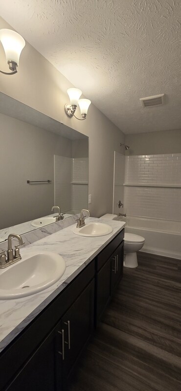 Building Photo - 3374 Buckeye Trl