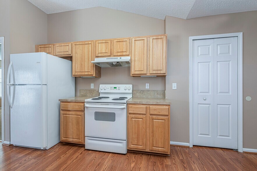Building Photo - 86016 Graham Court
