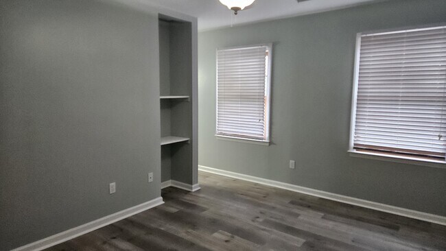 Building Photo - 188 Cottontail Run